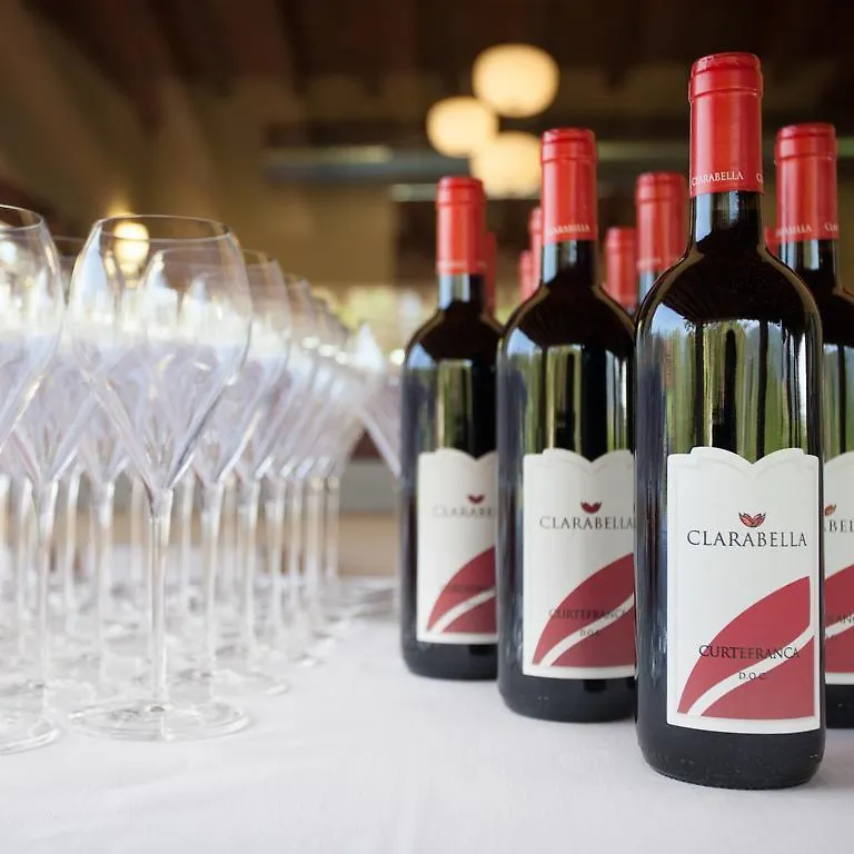 Cascina Clarabella Villa Iseo Çiftlik konaklama