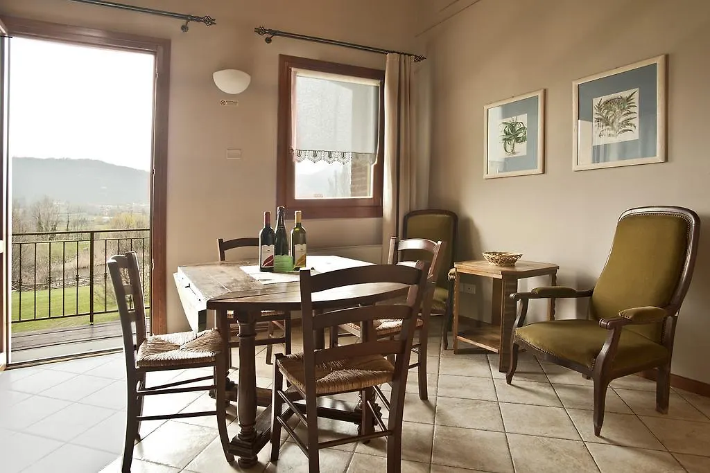 Çiftlik konaklama Cascina Clarabella Villa Iseo