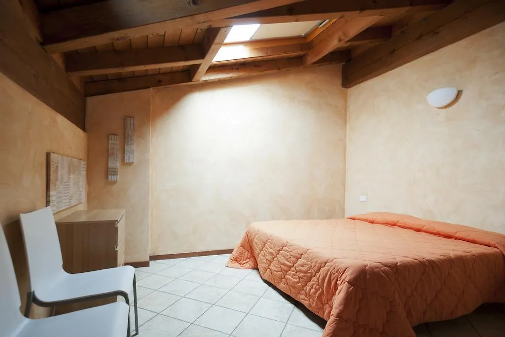 Cascina Clarabella Villa Iseo 0*,