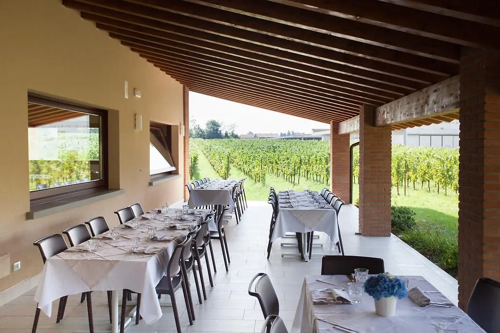 Cascina Clarabella Villa Iseo Farm stay